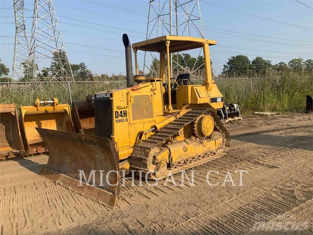 CAT D4H Buldozere pe senile