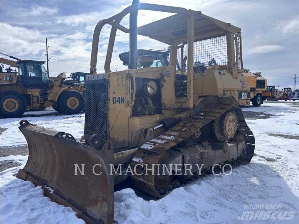 CAT D4H Buldozere pe senile