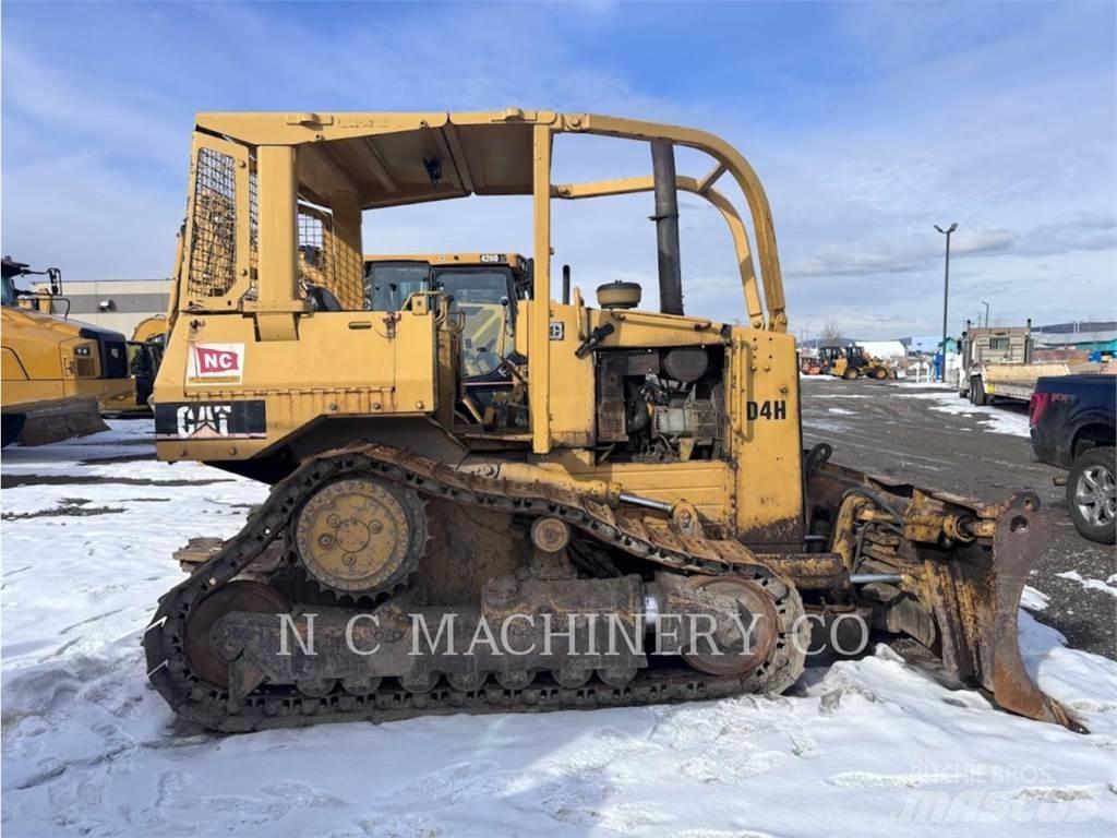 CAT D4H Buldozere pe senile