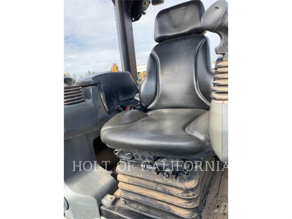 CAT D4K2 Buldozere pe senile