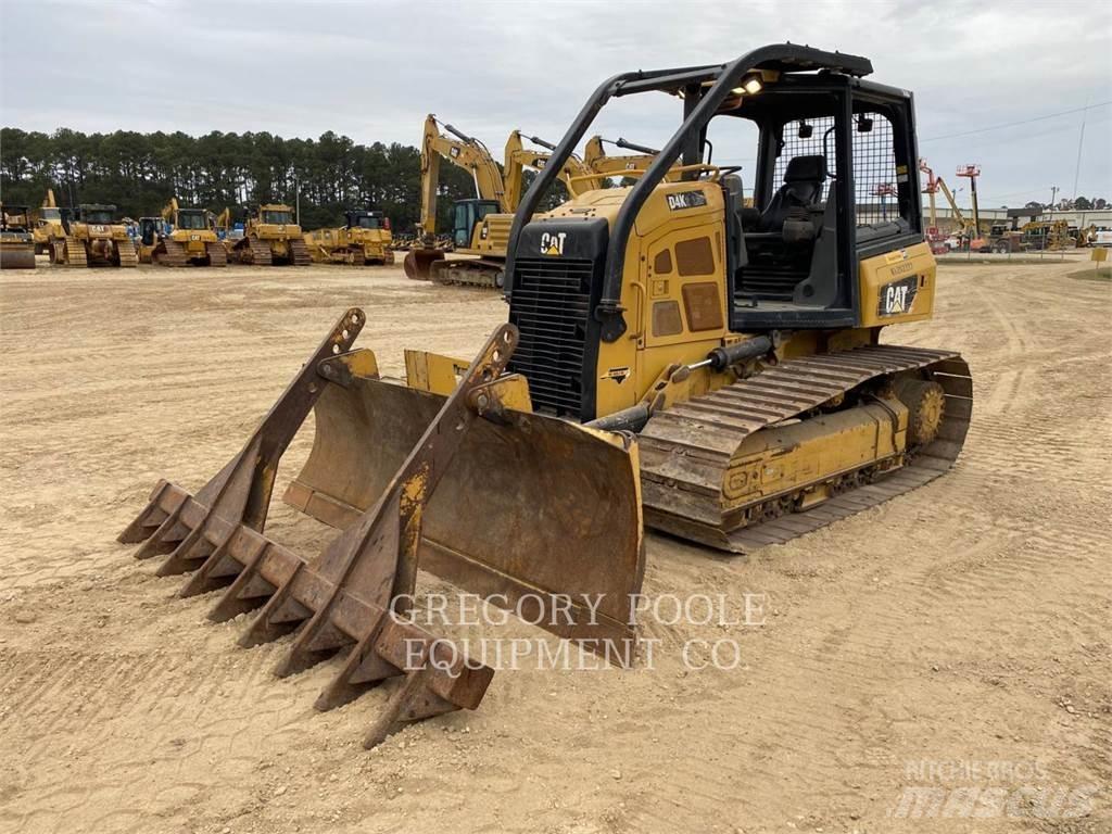 CAT D4K2LGP Buldozere pe senile