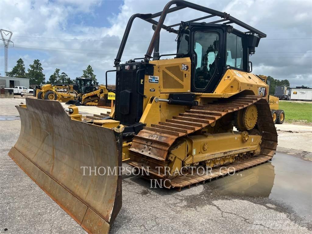 CAT D5 Buldozere pe senile