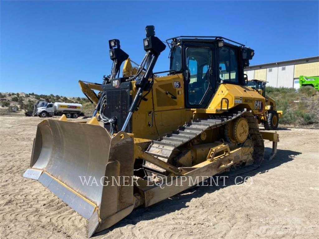 CAT D5 Buldozere pe senile