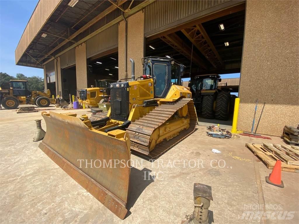 CAT D5 Buldozere pe senile