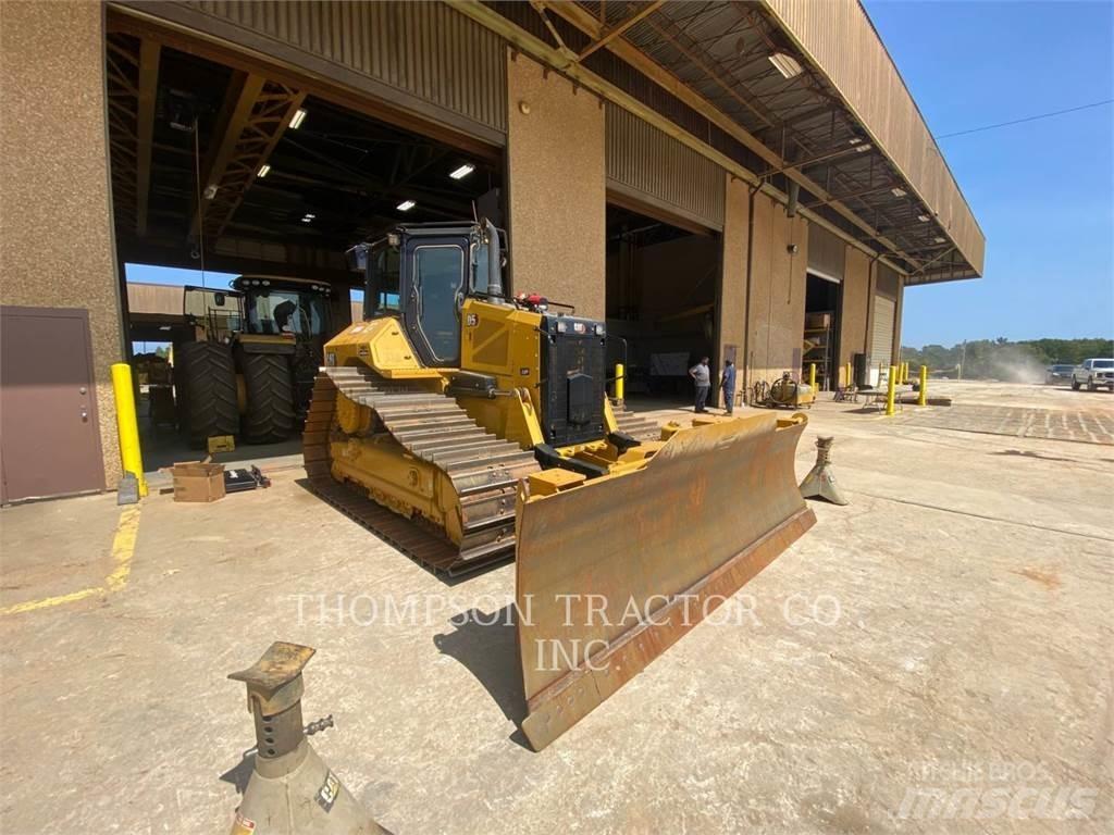 CAT D5 Buldozere pe senile