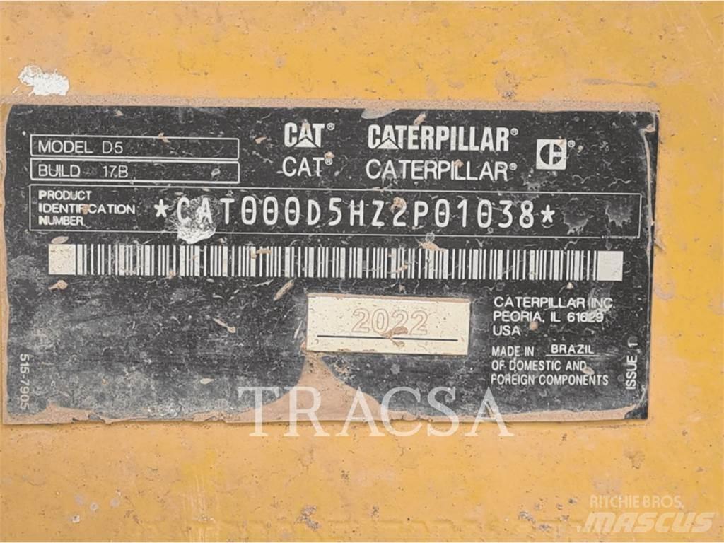 CAT D5 Buldozere pe senile