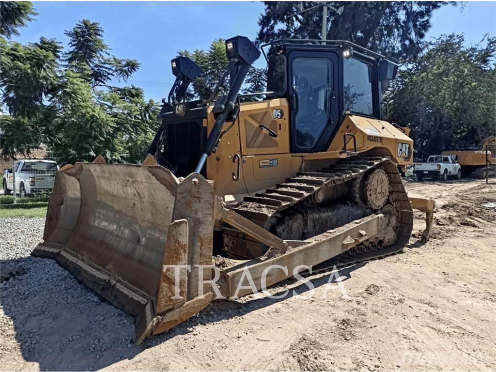 CAT D5 Buldozere pe senile