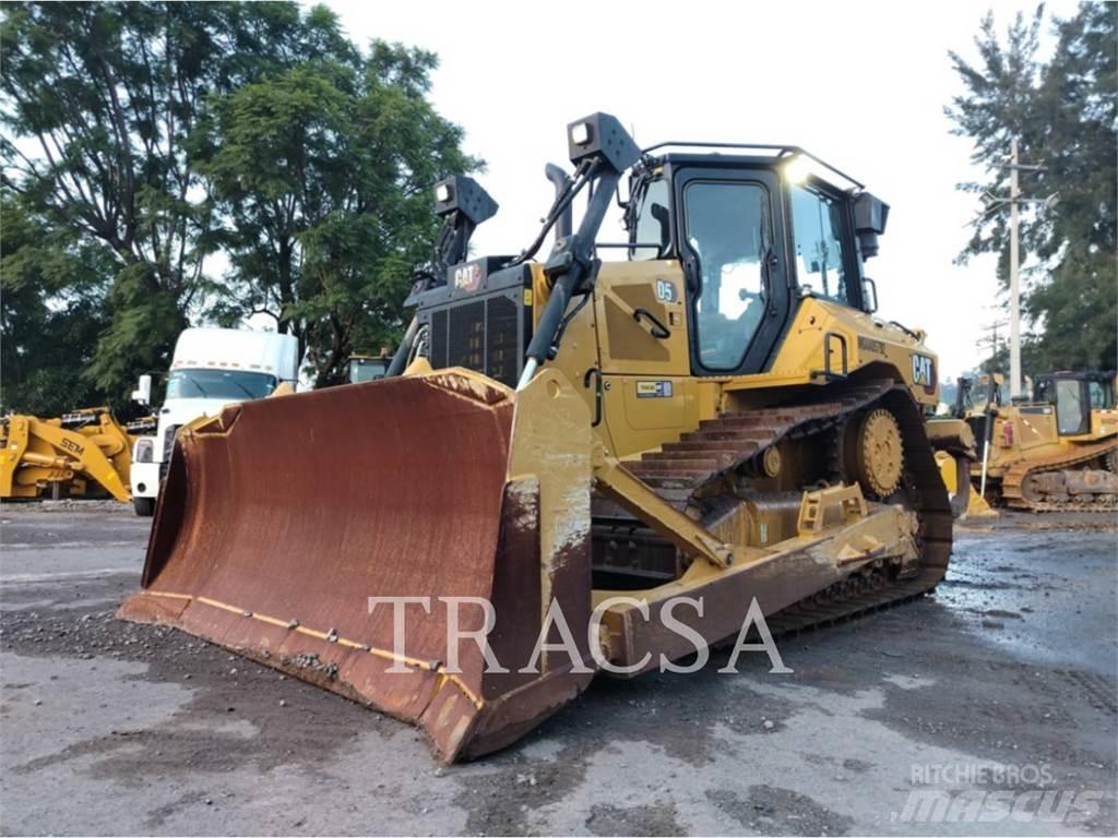 CAT D5 Buldozere pe senile