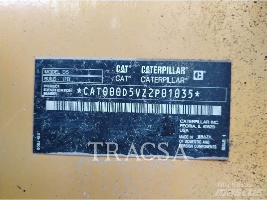 CAT D5 Buldozere pe senile