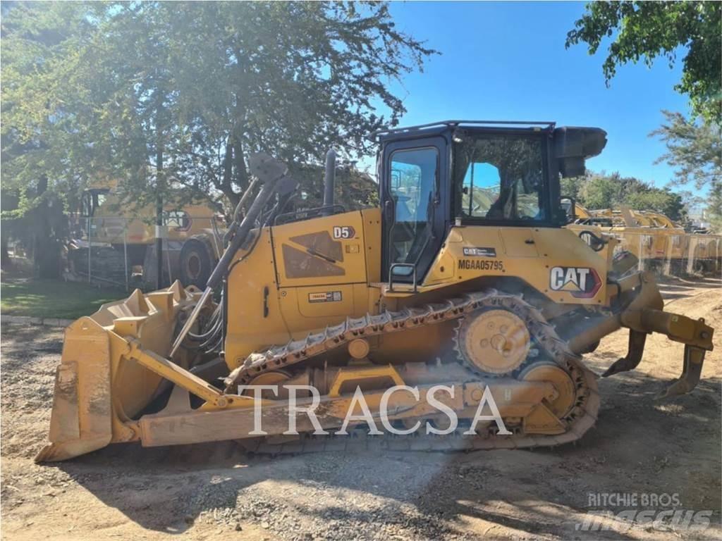 CAT D5 Buldozere pe senile