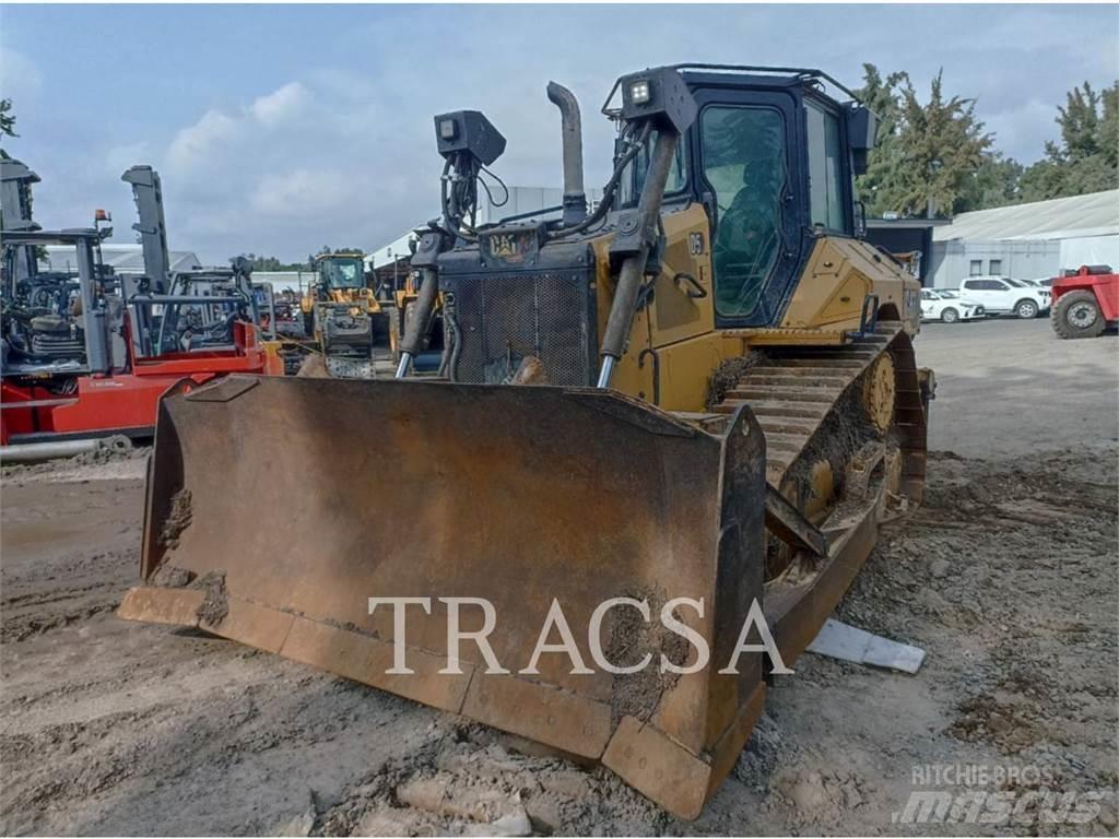 CAT D5 Buldozere pe senile