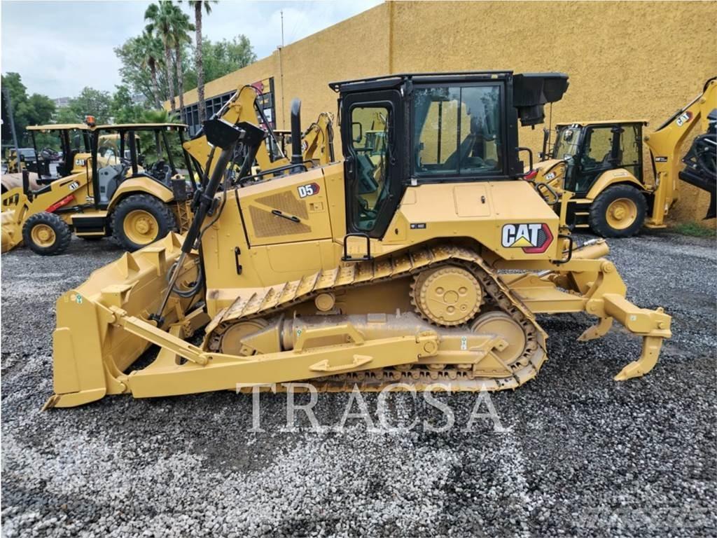 CAT D5 Buldozere pe senile