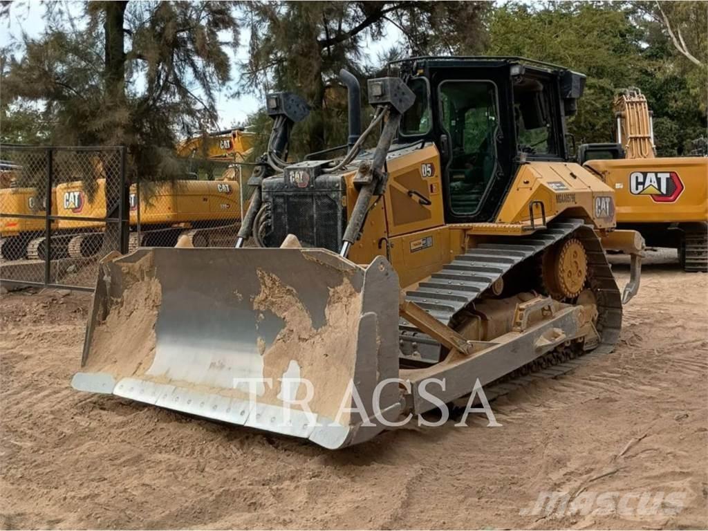 CAT D5 Buldozere pe senile
