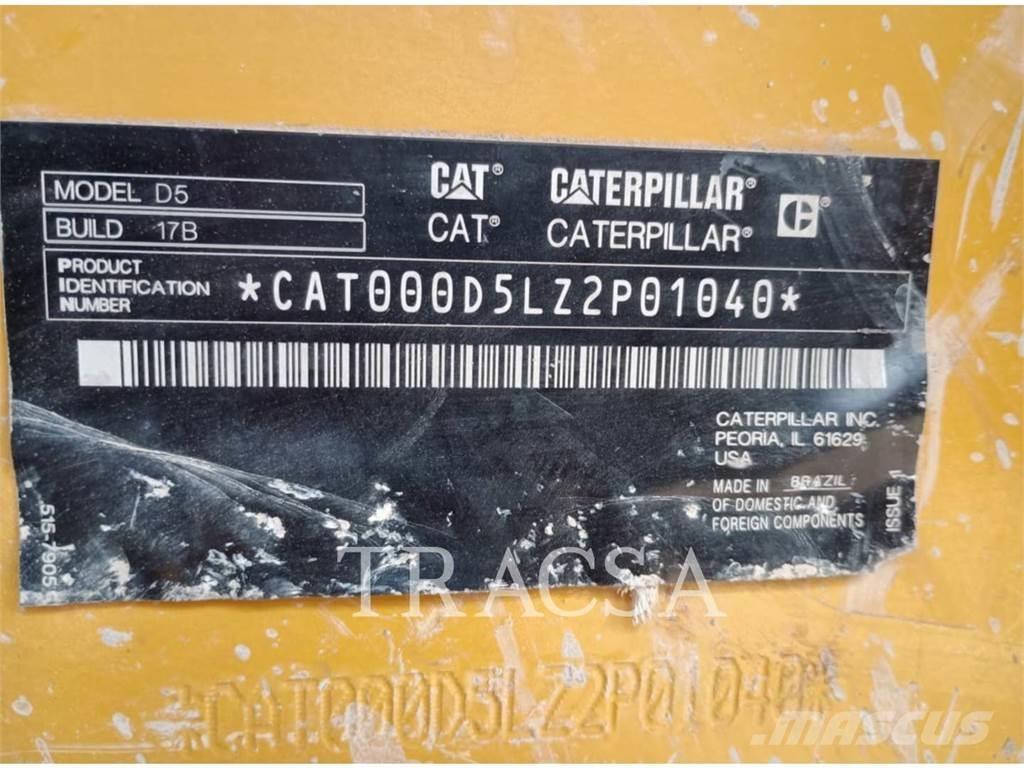 CAT D5 Buldozere pe senile