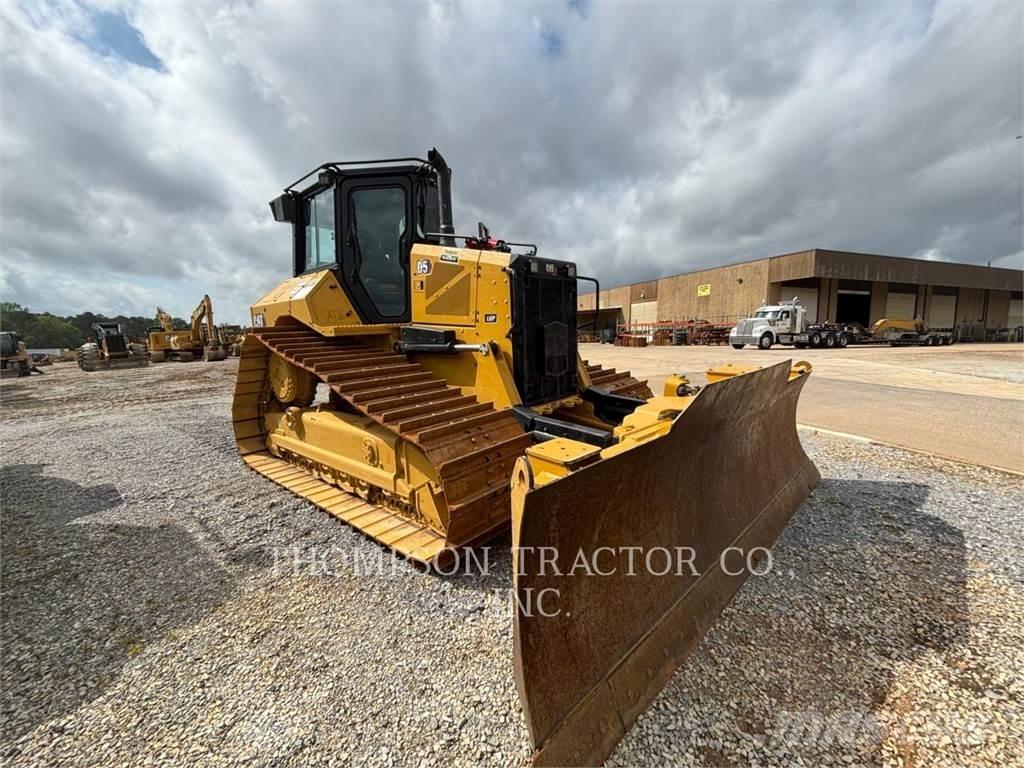 CAT D5 Buldozere pe senile
