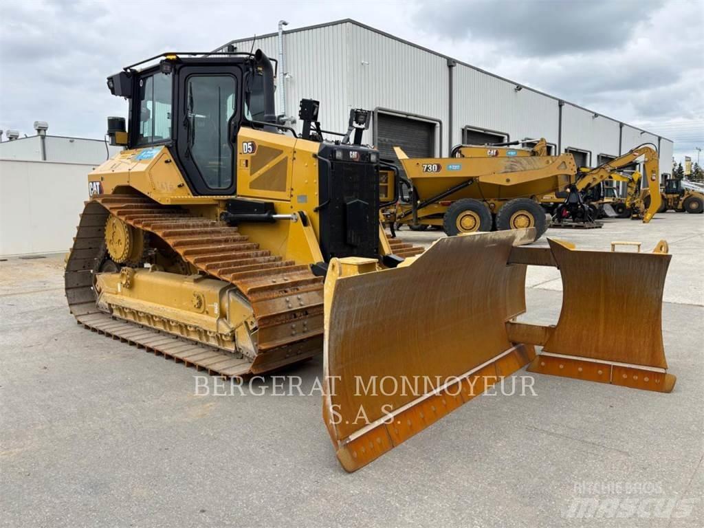 CAT D5 Buldozere pe senile
