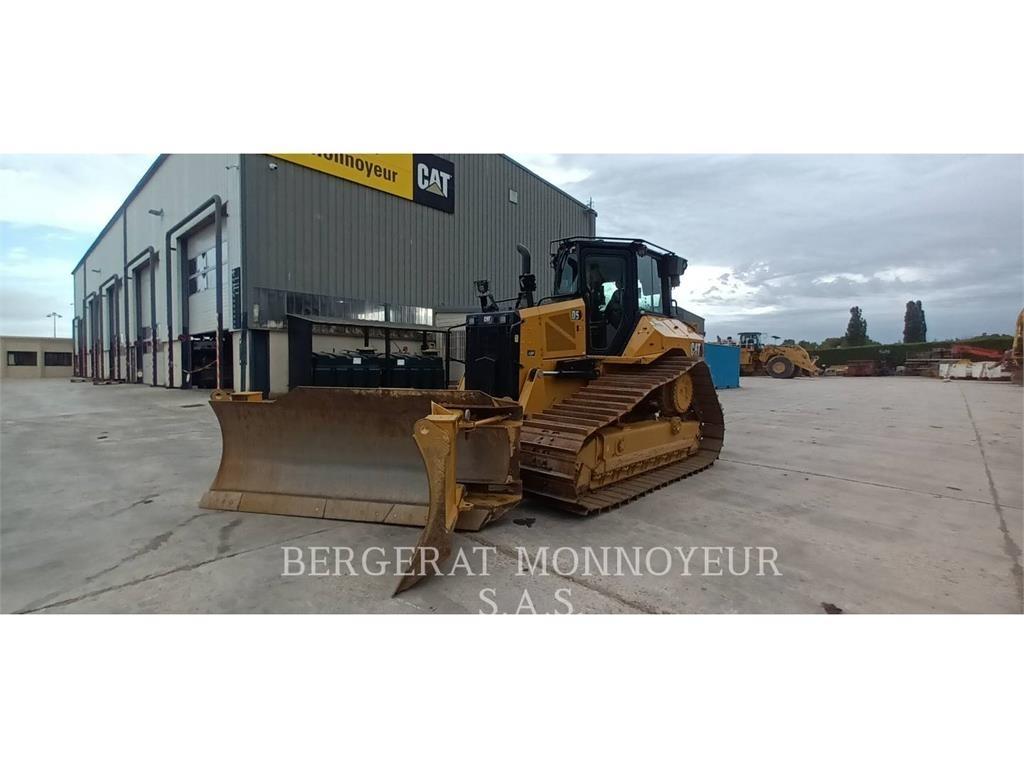 CAT D5 Buldozere pe senile