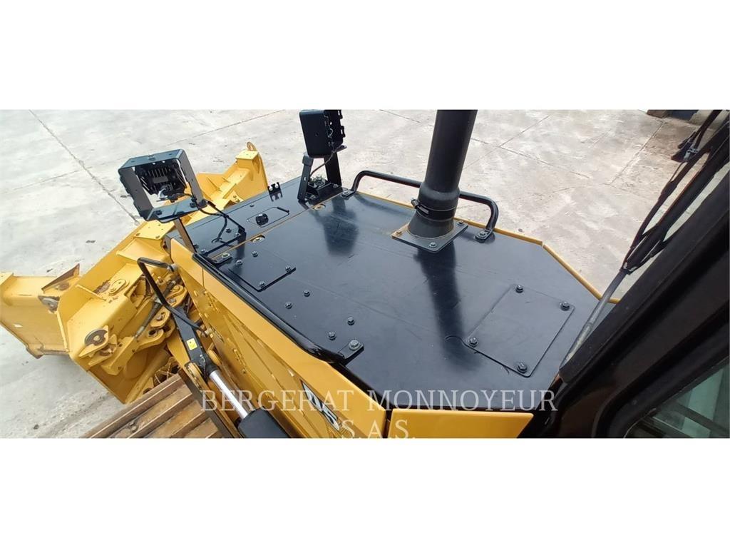 CAT D5 Buldozere pe senile