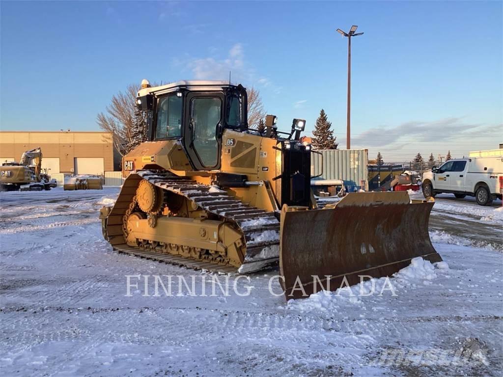 CAT D5-17 Buldozere pe senile