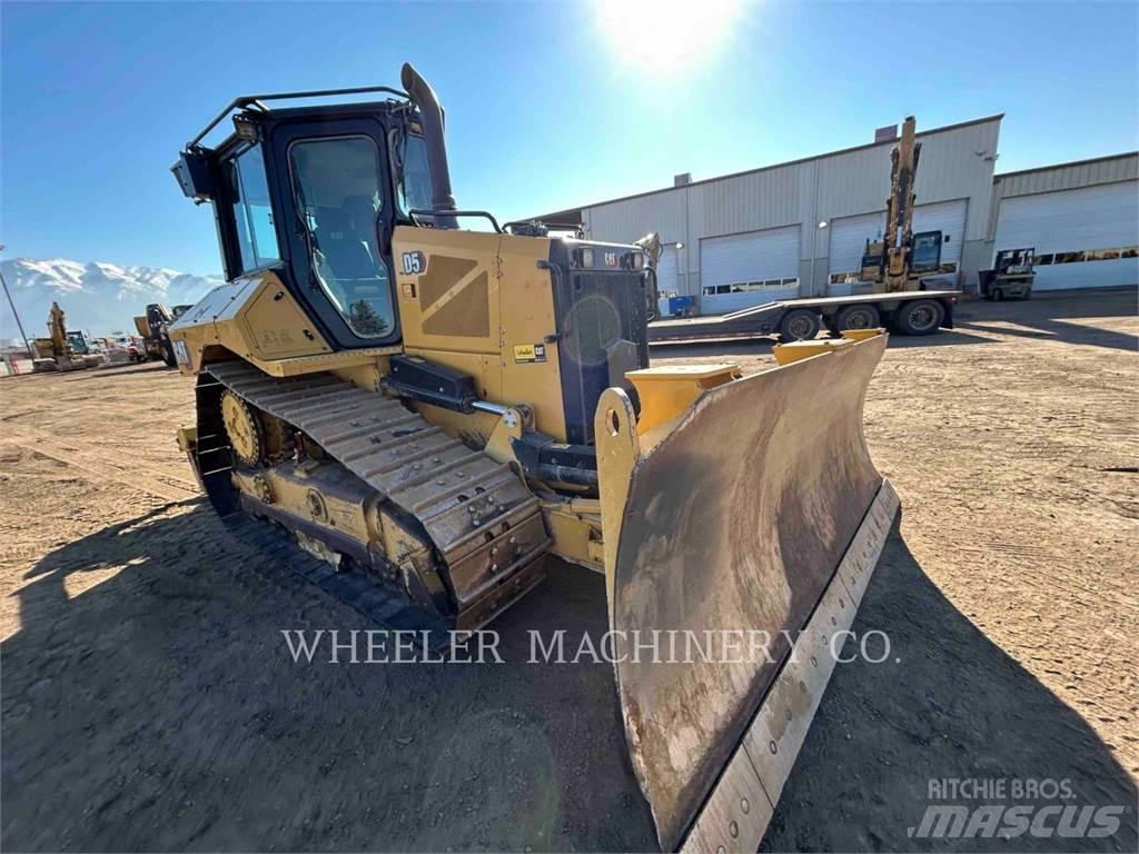 CAT D5-17 XL Buldozere pe senile