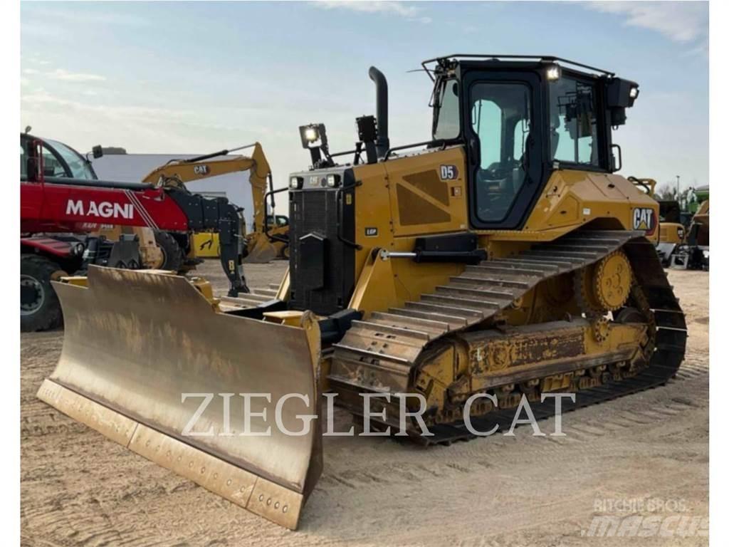 CAT D5-17LGP Buldozere pe senile