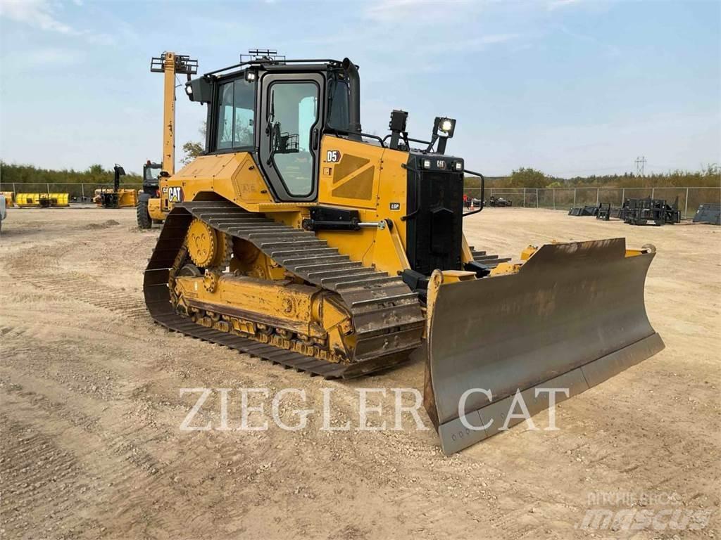 CAT D5-17LGP Buldozere pe senile