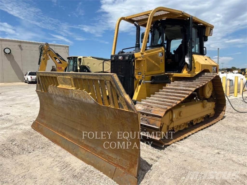 CAT D5-17LGVX Buldozere pe senile