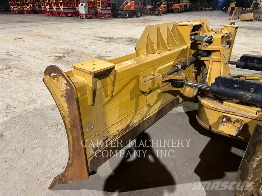 CAT D5-17VP Buldozere pe senile