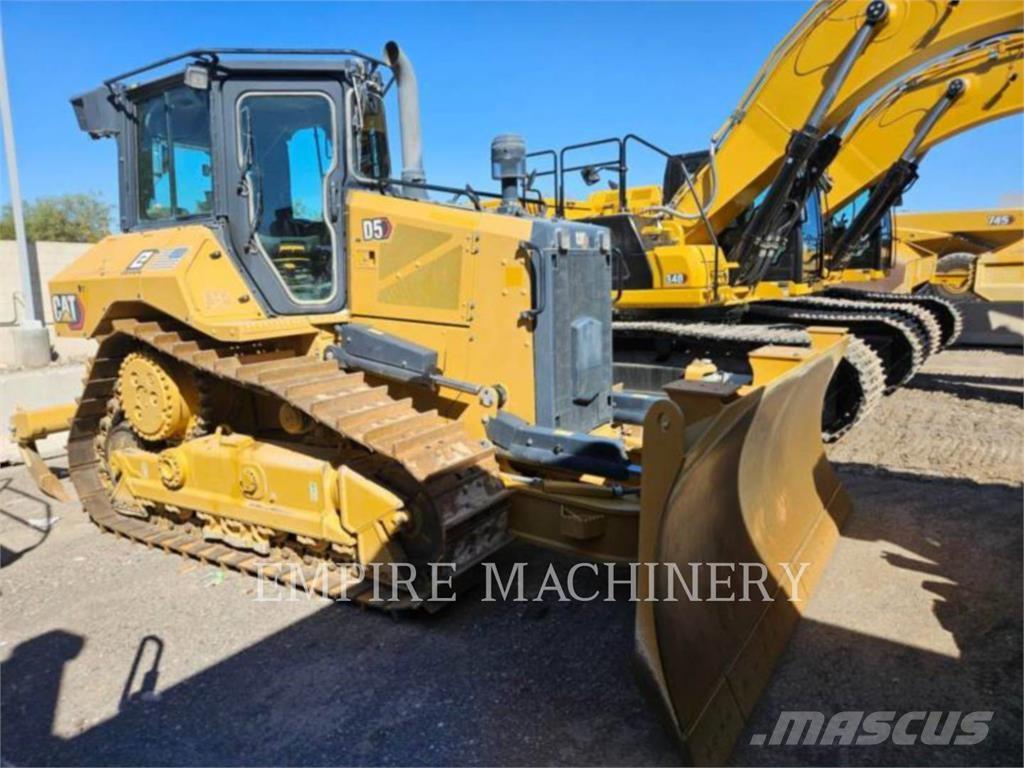 CAT D5-17VP Buldozere pe senile