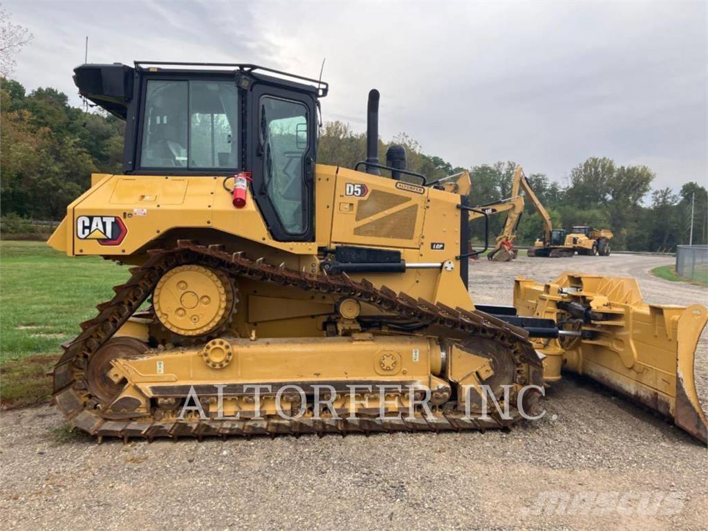 CAT D5-17VPLGP Buldozere pe senile