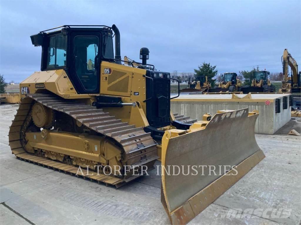 CAT D5-17VPLGP Buldozere pe senile