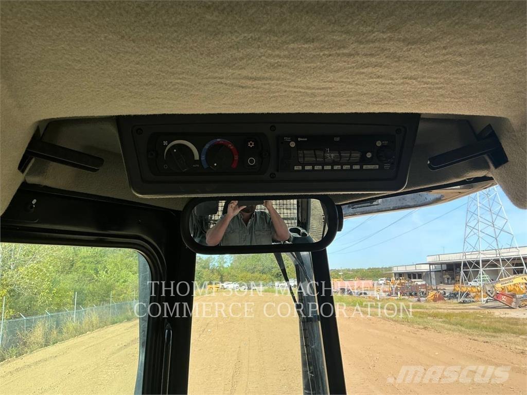 CAT D5 LGP Buldozere pe senile