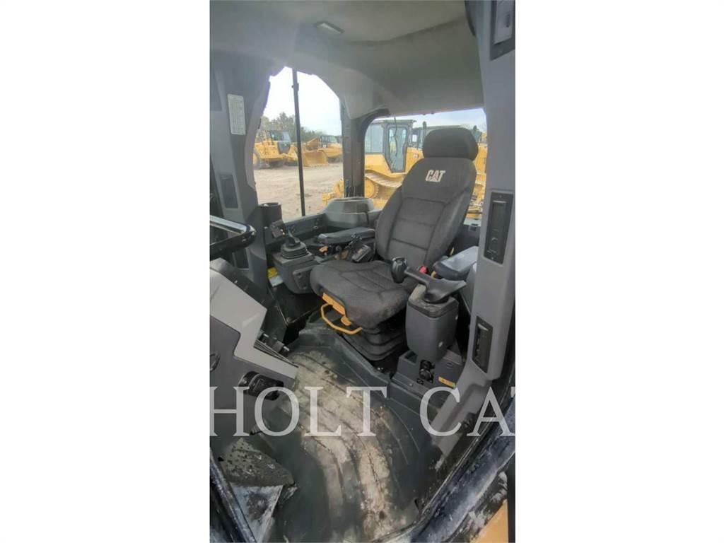 CAT D5 VP Buldozere pe senile