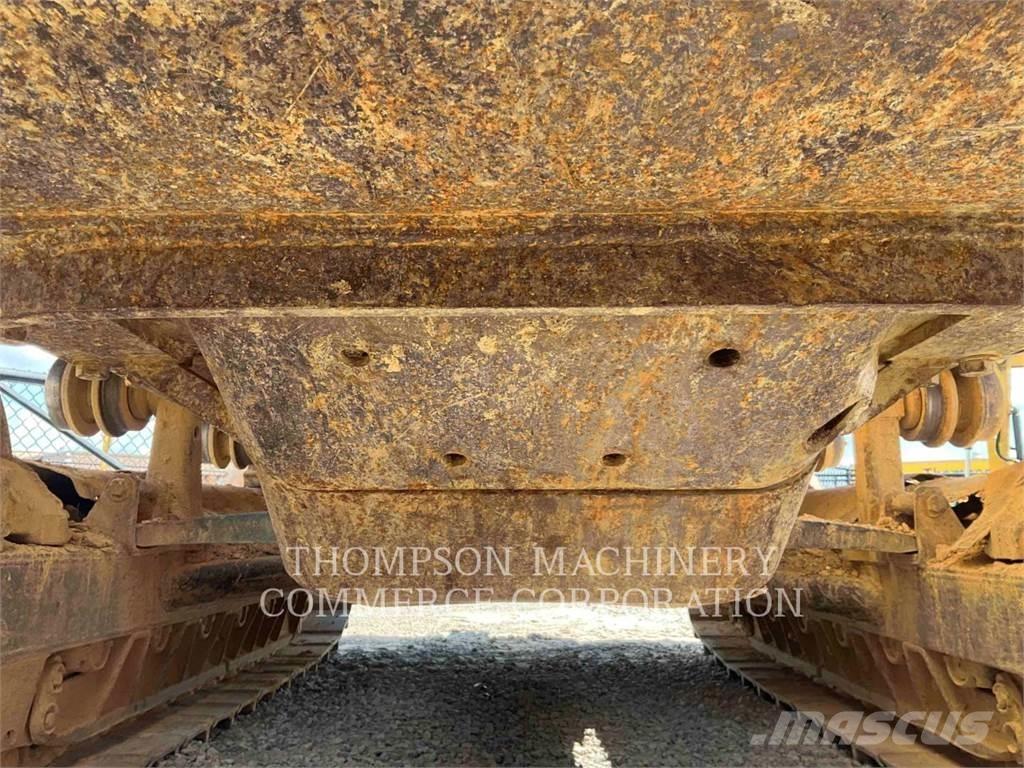 CAT D5B Buldozere pe senile