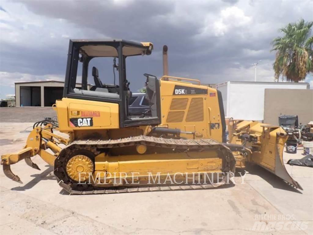 CAT D5K Buldozere pe senile