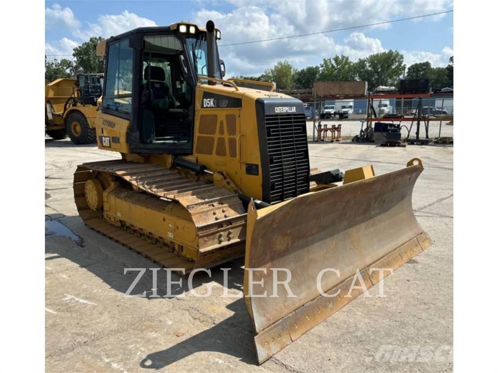 CAT D5K Buldozere pe senile