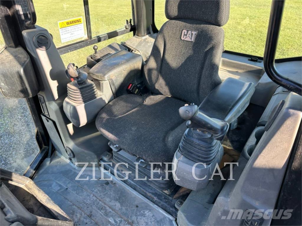 CAT D5K2 Buldozere pe senile