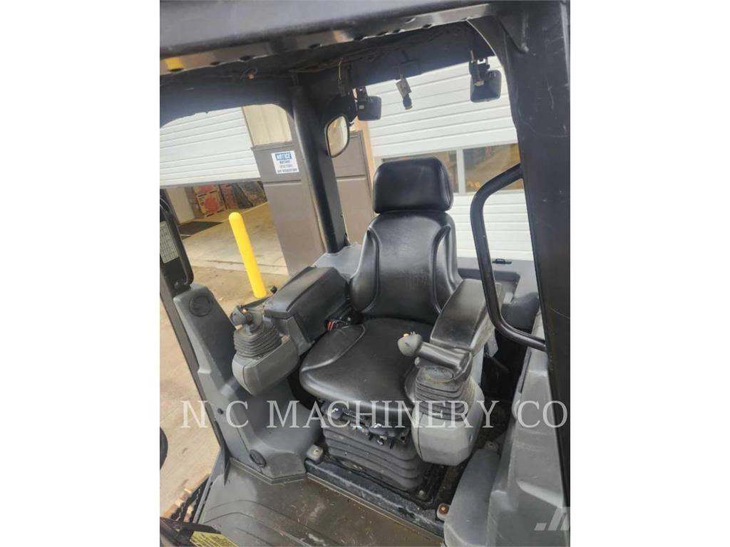 CAT D5K2 XLCN Buldozere pe senile