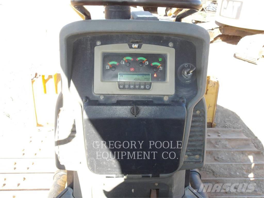 CAT D5K2LGP Buldozere pe senile
