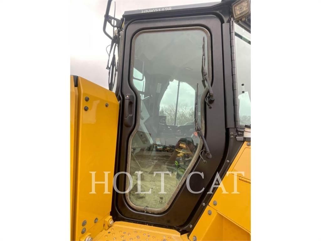 CAT D6 Buldozere pe senile