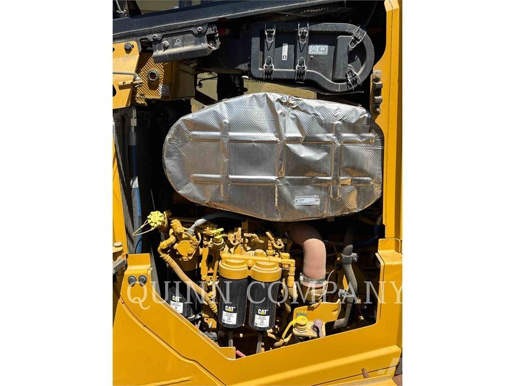 CAT D6 Buldozere pe senile