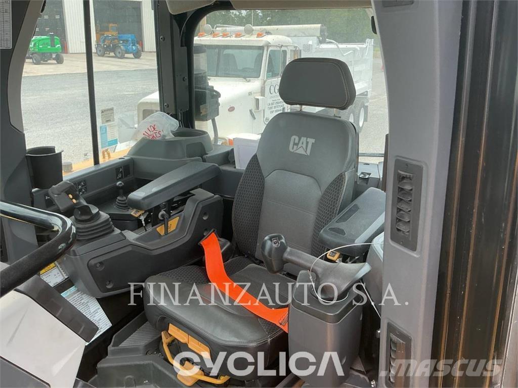 CAT D6-20 XE Buldozere pe senile