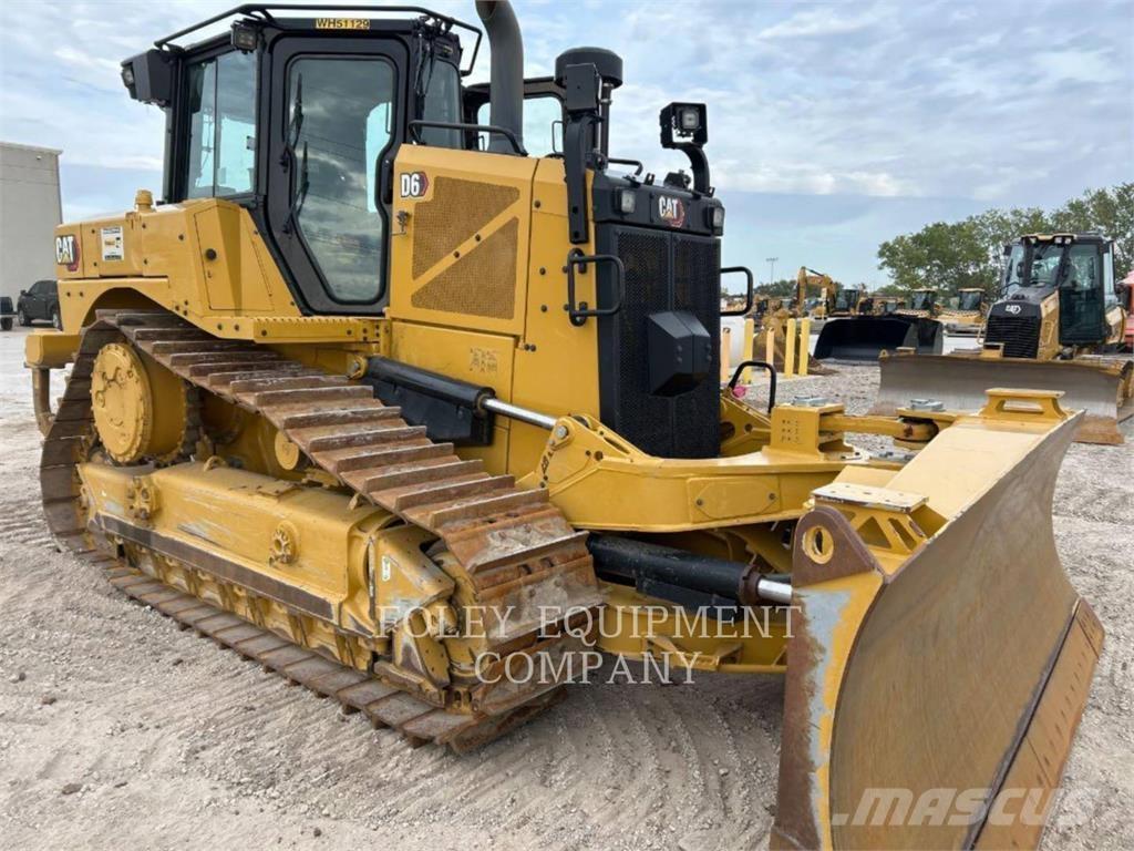 CAT D6-20V24I Buldozere pe senile