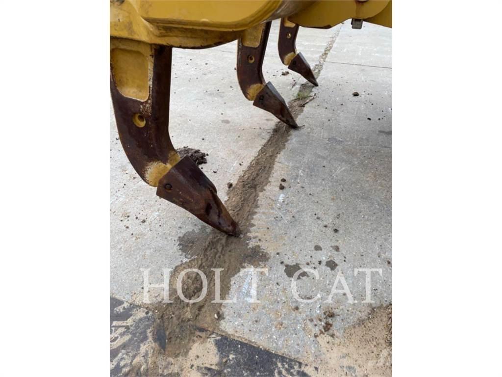 CAT D6 3D Buldozere pe senile