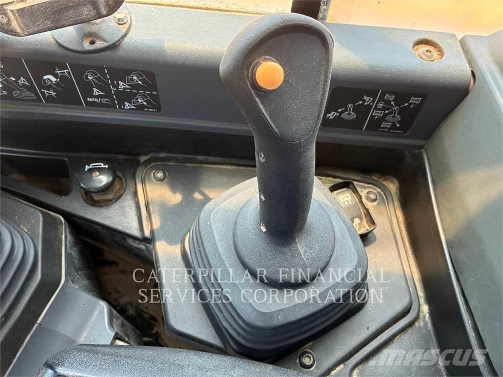 CAT D620XEVP Buldozere pe senile