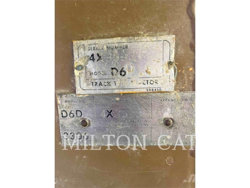 CAT D6D Buldozere pe senile