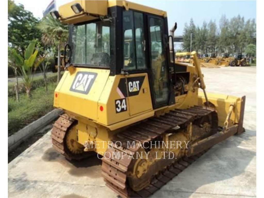 CAT D6G Buldozere pe senile