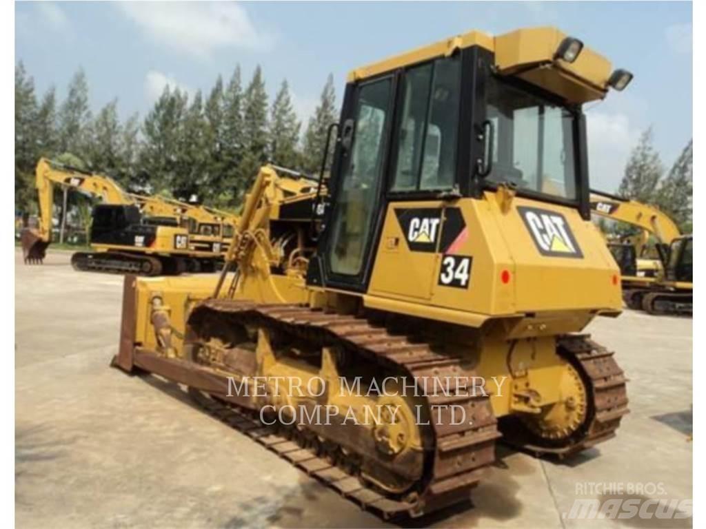 CAT D6G Buldozere pe senile