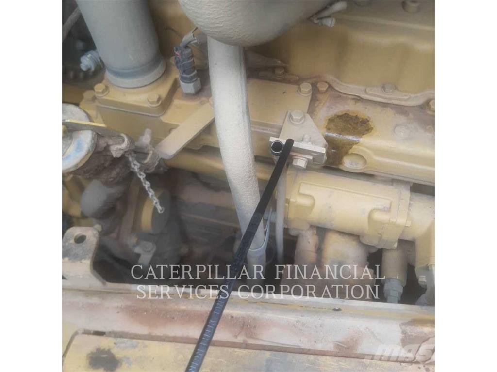 CAT D6GC Buldozere pe senile