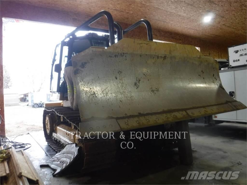 CAT D6K Buldozere pe senile